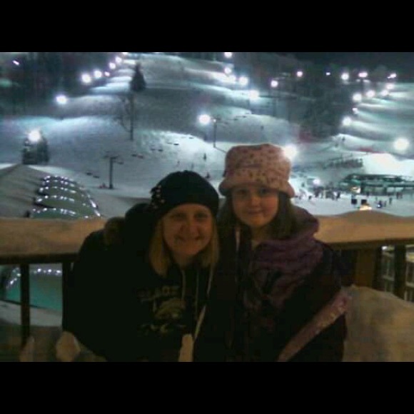 Meet your Posher, Christy - Picture 14 of 15